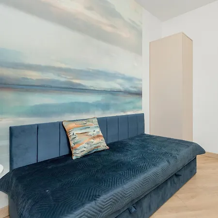 Luksusowy Z 4 Sypialniami, Klimatyzacja I Biurkiem W Gdansku By Renters Apartamento *
